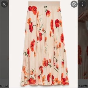 Aritzia Wilfred Twirl skirt
